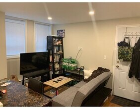 47 Irving St, Unit B in Boston, MA - Building Photo - Building Photo