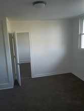 1319 W Kilgore Ave in Muncie, IN - Foto de edificio - Building Photo