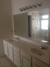 12061 Meadow Gate Dr in El Paso, TX - Building Photo - Building Photo