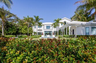 1100 SE Atlantic Dr in Lantana, FL - Building Photo - Building Photo