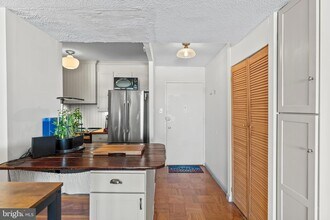 1301 Delaware Ave SW, Unit N725 in Washington, DC - Building Photo - Building Photo