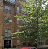3439 W Belle Plaine Ave, Unit 1w in Chicago, IL - Building Photo