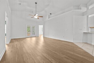 7485 NW 121st Ave in Alachua, FL - Building Photo - Building Photo