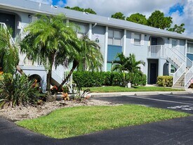 25050 Sandhill Blvd in Punta Gorda, FL - Building Photo