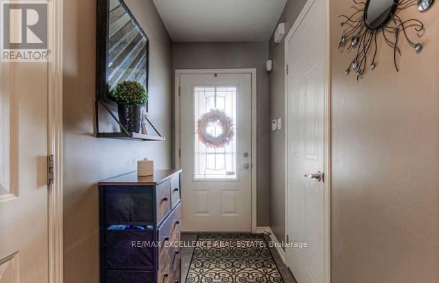 35 Critcher Ave in Cambridge, ON - Building Photo - Building Photo