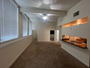 1800 Jefferson St-Unit -109 in Two Rivers, WI - Building Photo - Building Photo