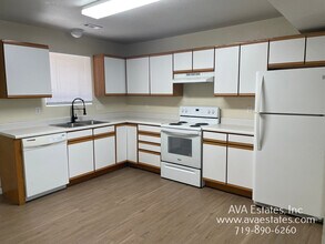 729 E Laporte Dr in Pueblo West, CO - Building Photo - Building Photo