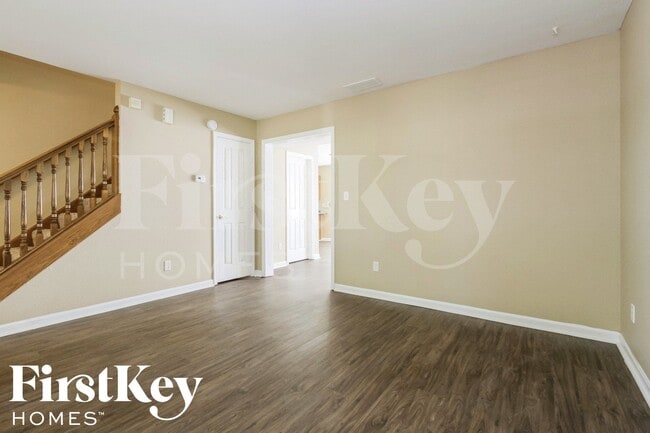 728 Sweet Creek Dr in Indianapolis, IN - Foto de edificio - Building Photo