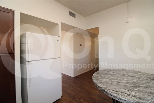 351 E Thomas Rd in Phoenix, AZ - Building Photo - Building Photo