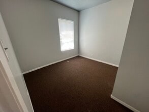 71 E 69th St in Chicago, IL - Building Photo - Building Photo