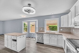 1575 S Pennington Dr in Chandler, AZ - Building Photo - Building Photo