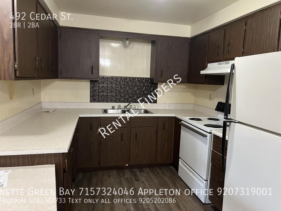 492 Cedar St in Chilton, WI - Building Photo