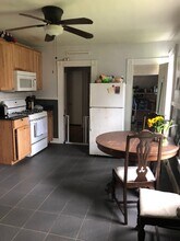 43 Nichols Ave, Unit 1 in Fairfield, CT - Foto de edificio - Building Photo