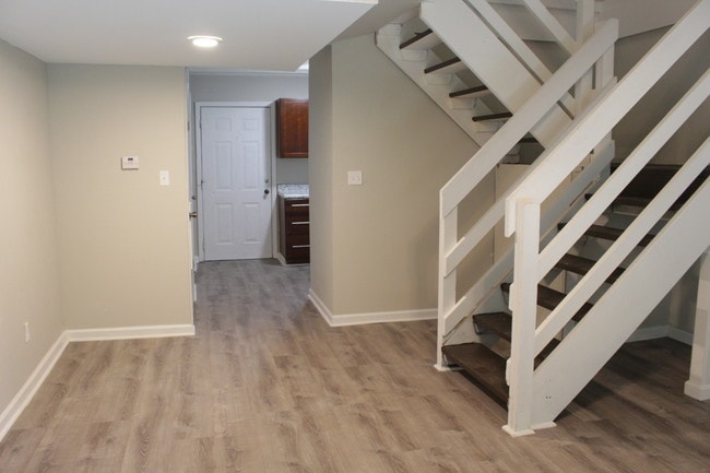property at 1356 Linda Ann Dr