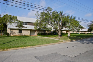 Bernard St. Duplexes Apartments