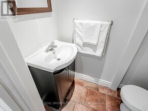 17 Redwing Pl in Toronto, ON - Building Photo - Building Photo