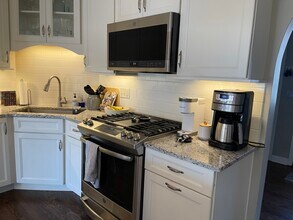 3252 Cool Springs Ct in Naperville, IL - Building Photo - Building Photo