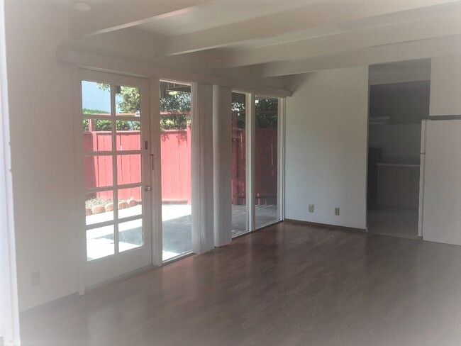 928 Adams St, Unit 1 in Albany, CA - Building Photo - Building Photo