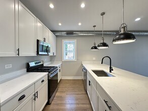 2641 W Carmen Ave in Chicago, IL - Building Photo - Building Photo