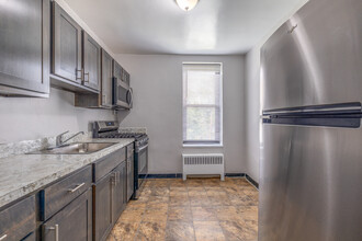 Fairview Arms Apartments in Philadelphia, PA - Building Photo - Interior Photo