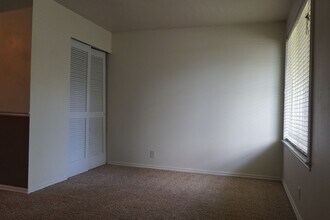 406 3335 S in South Salt Lake, UT - Building Photo - Building Photo