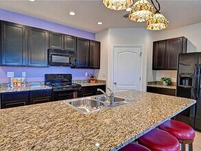 4411 Lindever Ln in Palmetto, FL - Building Photo - Building Photo