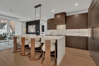 321 31st Ave N in Nashville, TN - Building Photo - Building Photo