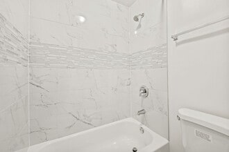 Natural Falls Resort Apartments in Woodridge, IL - Building Photo - Building Photo