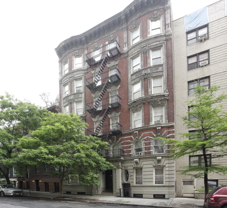 153-155 E 18th St in New York, NY - Building Photo