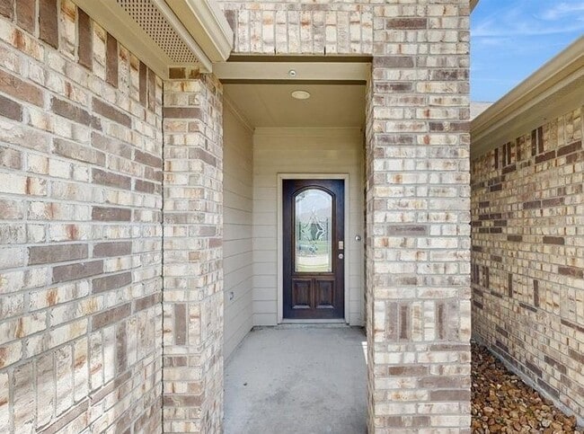 property at 18277 Eaton Mill Dr