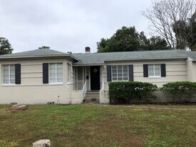 1651 Knollwood Cir in Orlando, FL - Building Photo