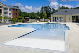 Waterchase Apartment Homes in Florence, SC - Building Photo