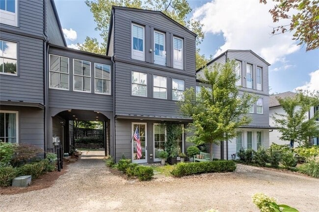 property at 518 Bismark Rd NE