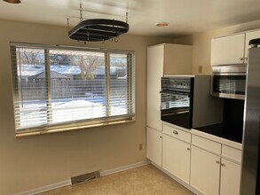 3404 W Powers Ave in Littleton, CO - Building Photo - Building Photo