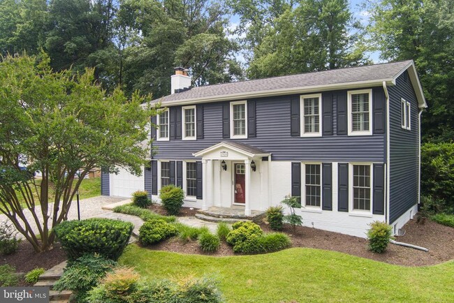 1910 Miracle Ln in Falls Church, VA - Building Photo - Building Photo