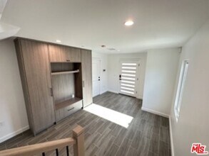 4805 Matilija Ave in Los Angeles, CA - Building Photo - Building Photo