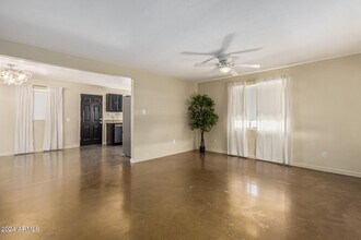 9802 N 2nd Way in Phoenix, AZ - Building Photo - Building Photo