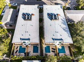 1121 NE 17th Ave in Fort Lauderdale, FL - Building Photo - Building Photo