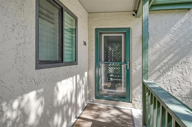 1601 Bayhouse Point Dr, Unit 206 in Sarasota, FL - Building Photo - Building Photo