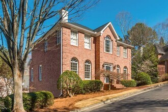 1231 Wildcliff Cir in Atlanta, GA - Building Photo - Building Photo