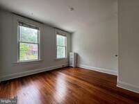 1104 Roland Heights Ave photo'