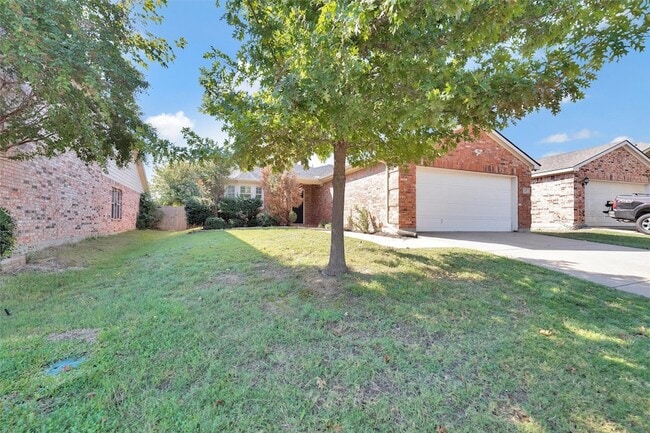 545 Winbridge Ln in Haslet, TX - Foto de edificio - Building Photo
