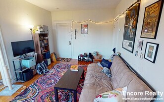 99 Brainerd Rd, Unit 17 in Boston, MA - Building Photo