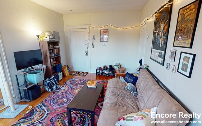 property at 99 Brainerd Rd