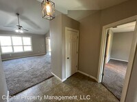2902 Marguerite Dr photo'