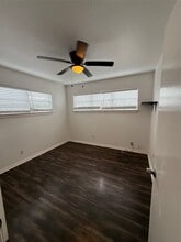 5010 Ennis St in Houston, TX - Building Photo - Building Photo