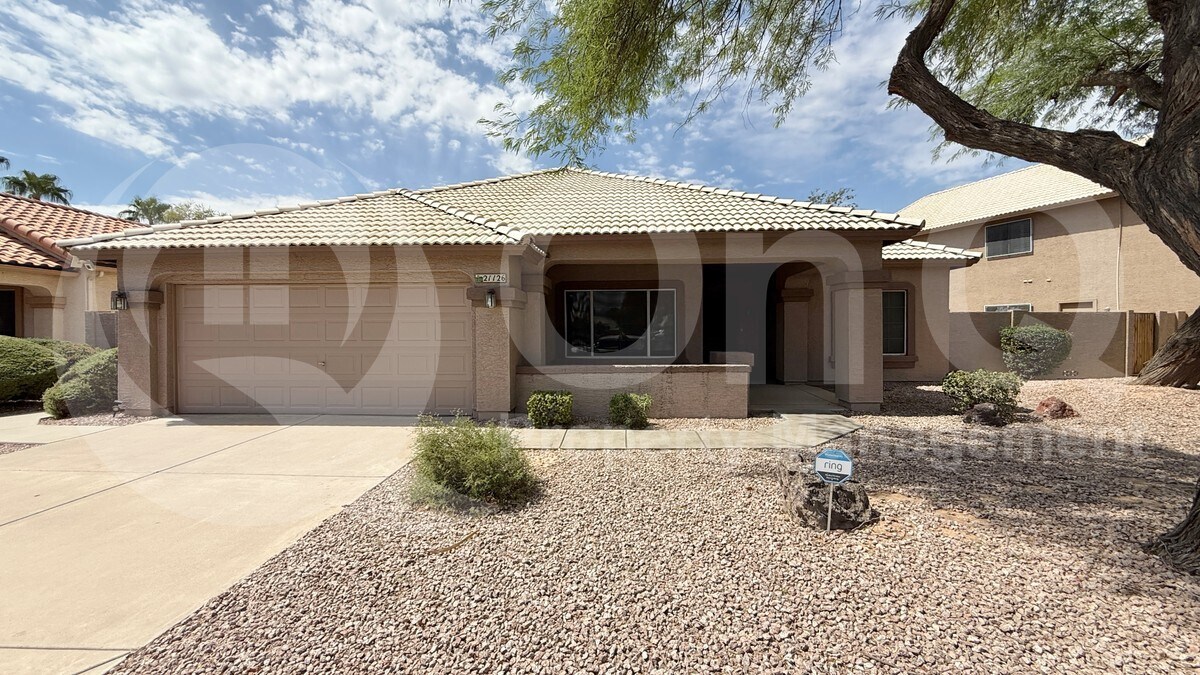 21126 N 64th Ave in Glendale, AZ - Building Photo