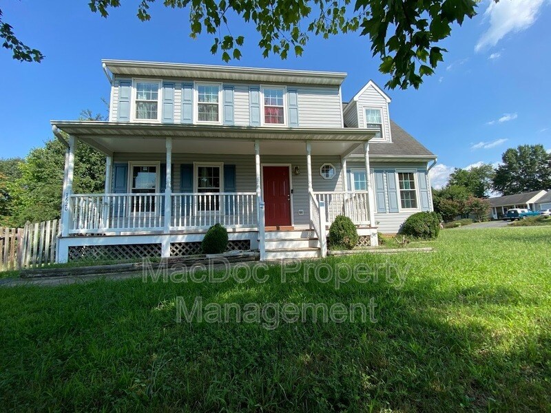 7620 Regency Glen Dr in Fredericksburg, VA - Building Photo