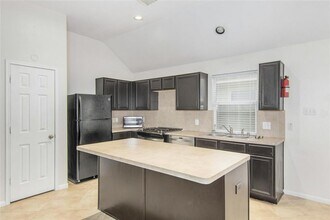 9218 Tracelawn Ct in Humble, TX - Building Photo - Building Photo