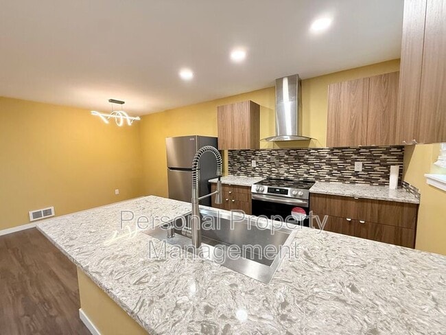 property at 5711 NE 74th Ct